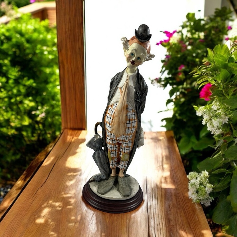 Vintage Giuseppe  “The Tender Clown” Umbrella